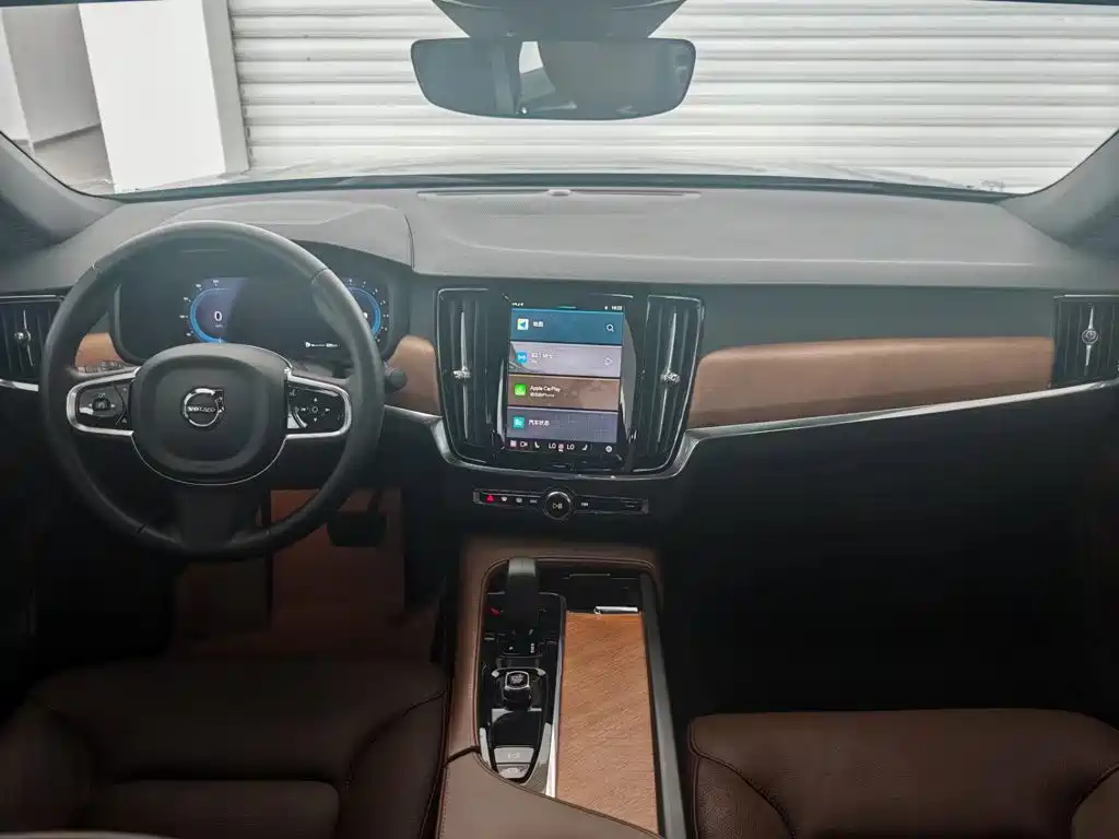 Volvo S90 — миниатюра 15
