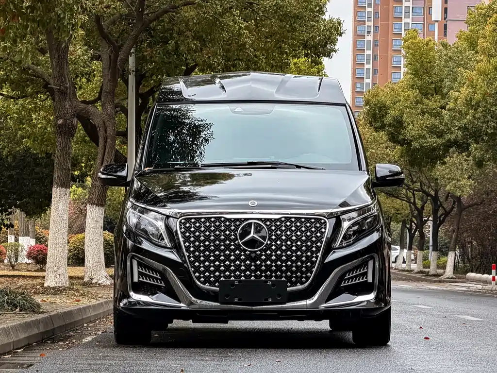 Mercedes-Benz V-Class V 2022 V 260 L Luxury
