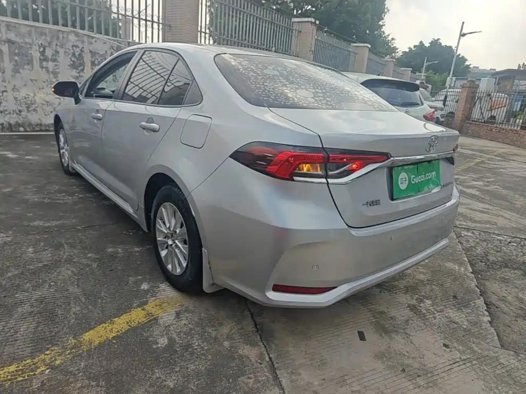 Toyota Corolla — миниатюра 5