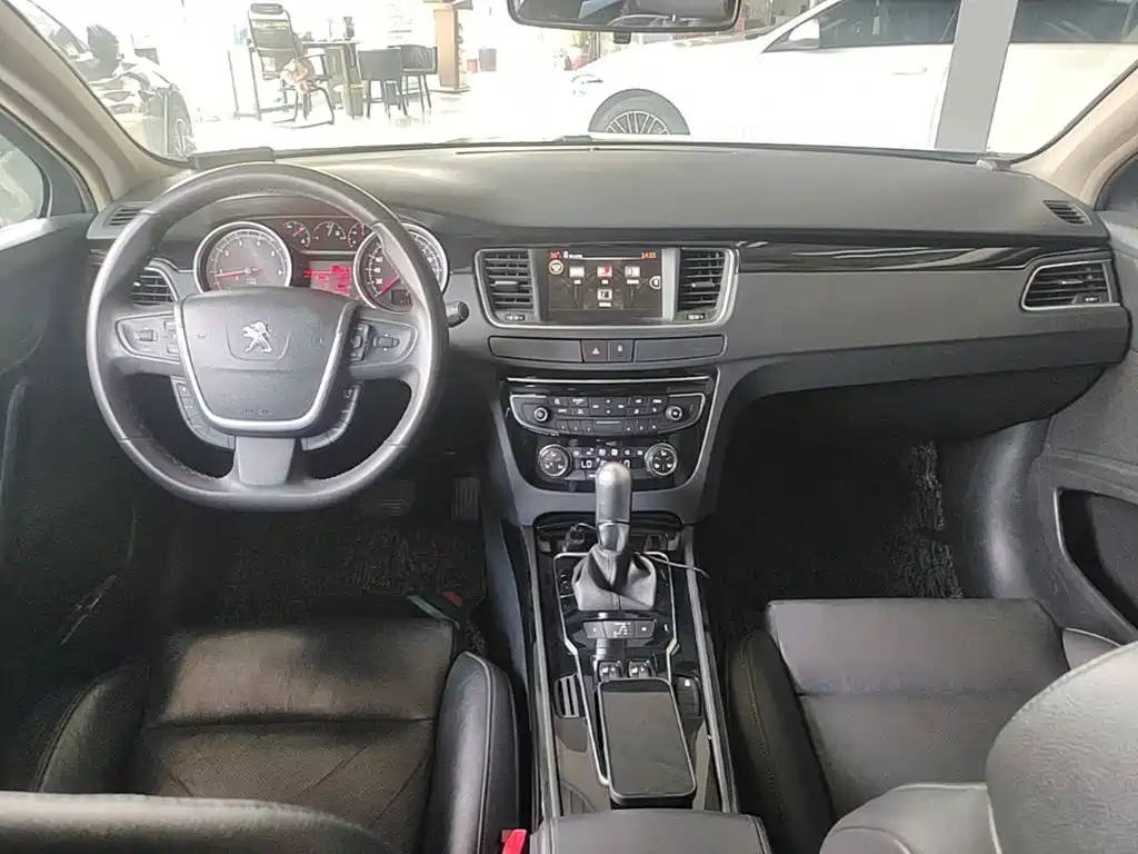 Peugeot 508 — миниатюра 10