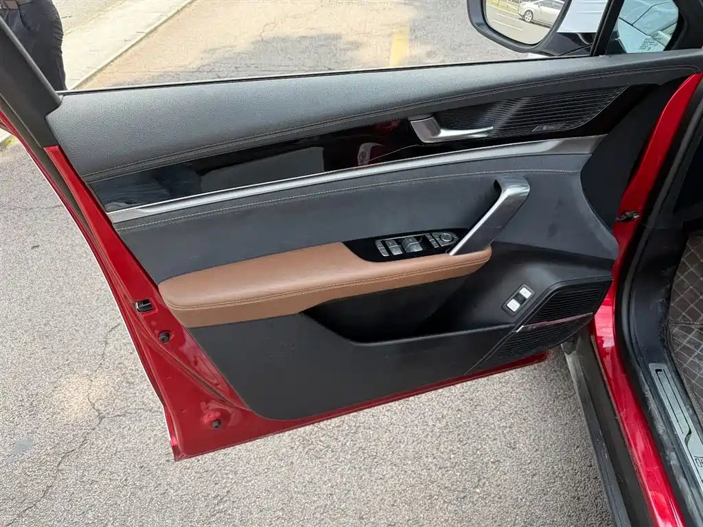 BYD Tang 2021 DM 2.0T