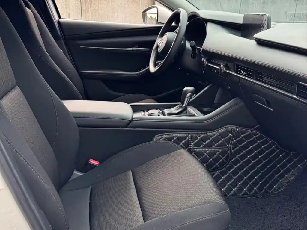 Mazda 3 Axela — миниатюра 13