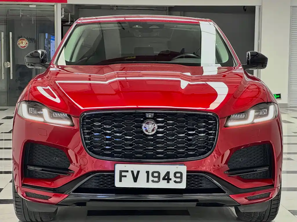 Jaguar F-PACE 2021