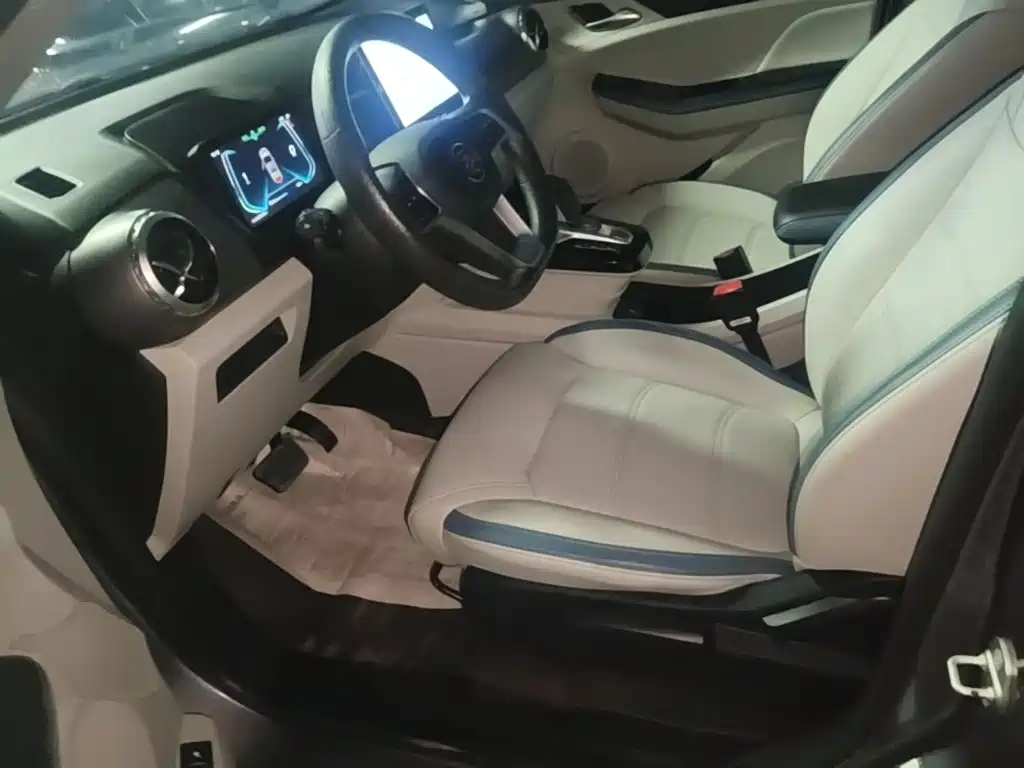 BYD Yuan Pro — миниатюра 15