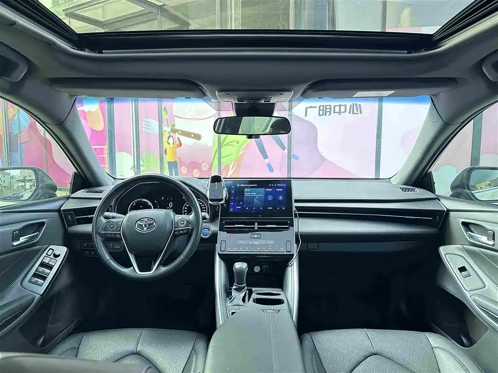 Toyota Avalon — миниатюра 5