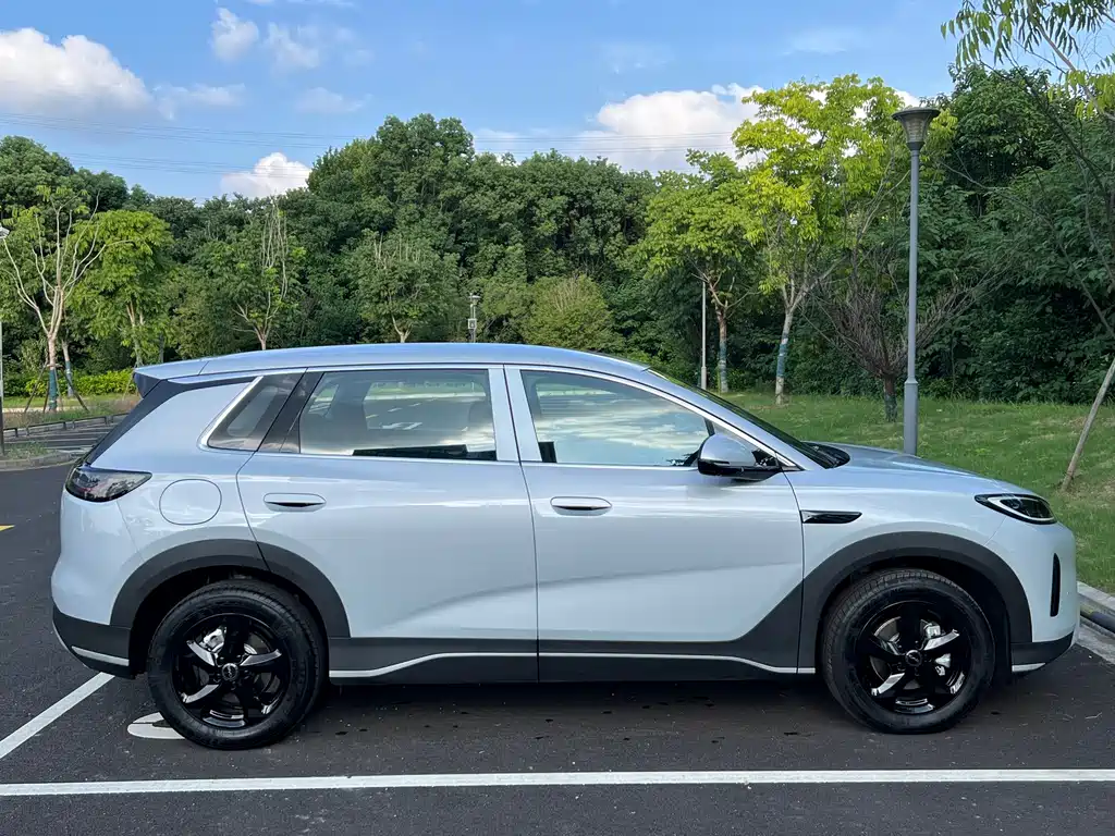 BYD Sealion 05 DM-i — миниатюра 18