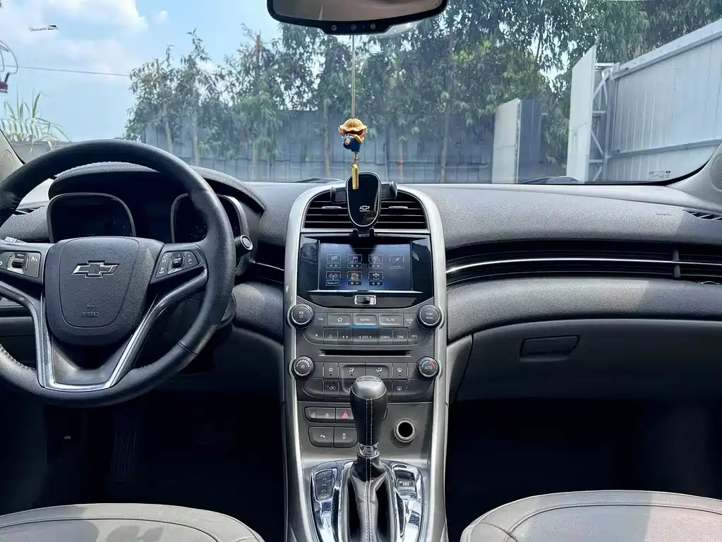 Chevrolet Malibu — миниатюра 11