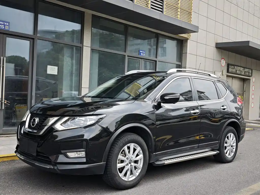 Купить Nissan X-Trail