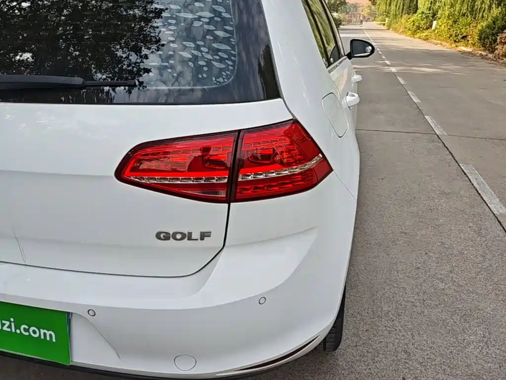 Volkswagen Golf — миниатюра 8