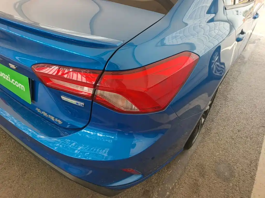 Ford Focus — миниатюра 8