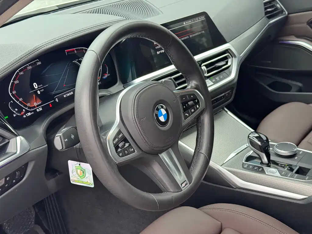 BMW 3 Series — миниатюра 8