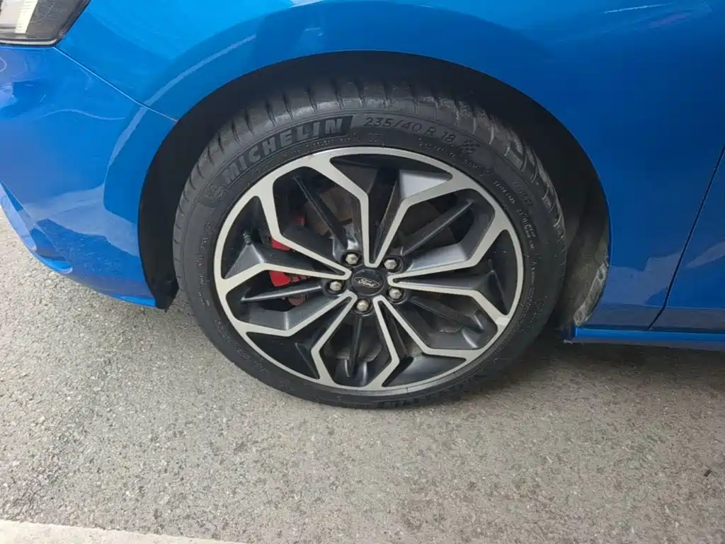 Ford Focus — миниатюра 23