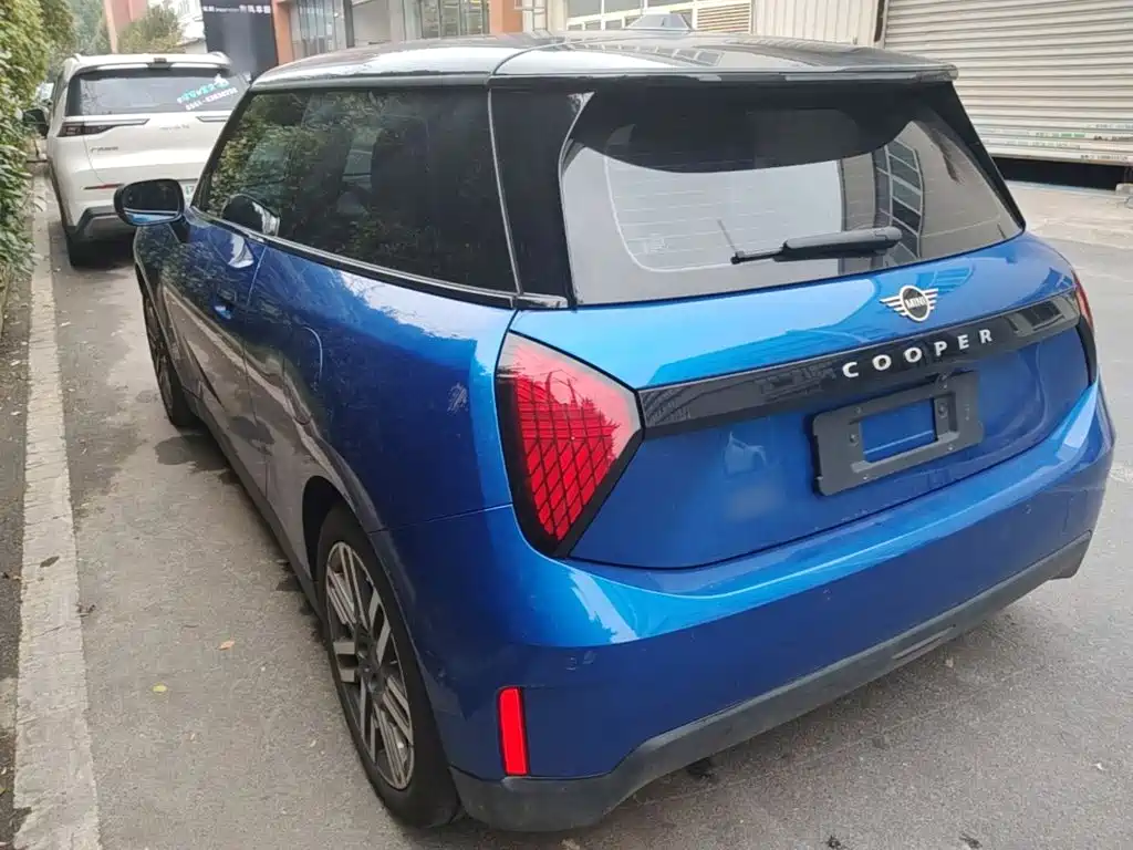 MINI MINI COOPER EV — миниатюра 5