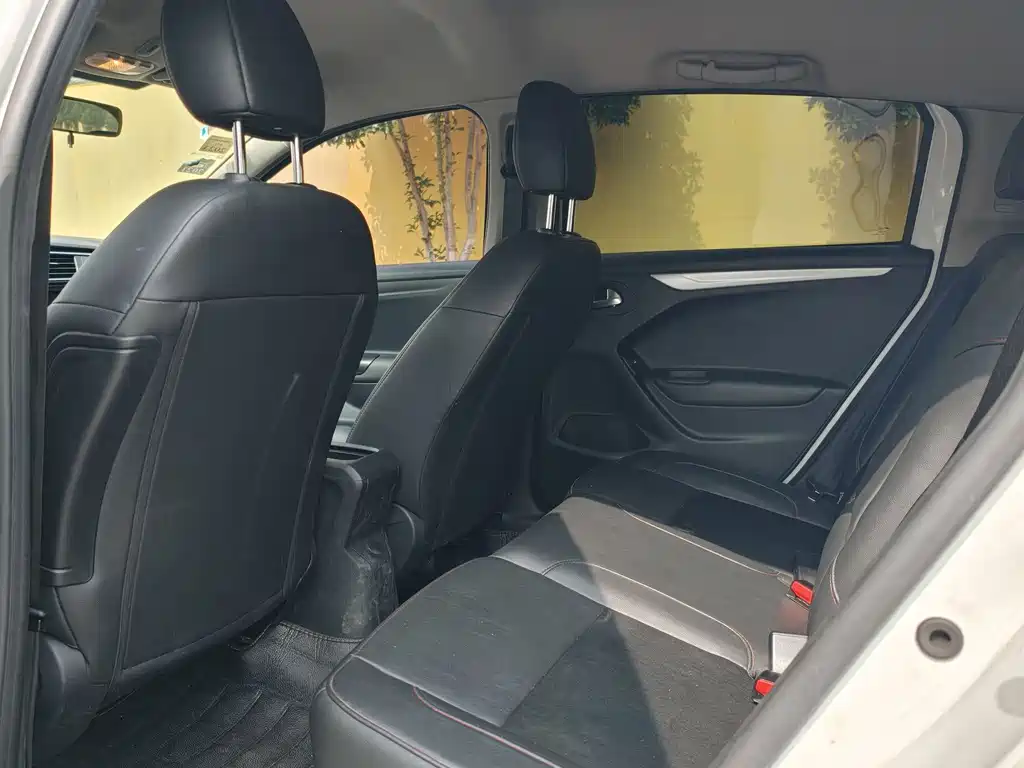 Citroen C3-XR 2015 1.6L AT