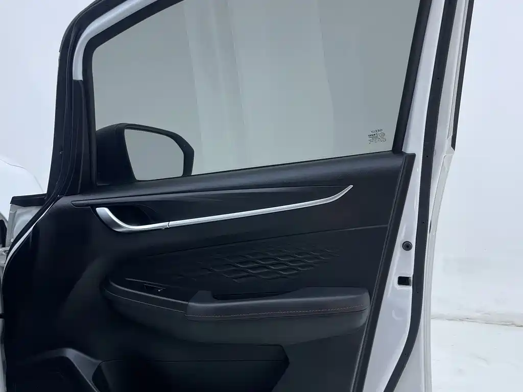 Geely Vision X3 X3 2021 PRO 1.5L CVT Luxury