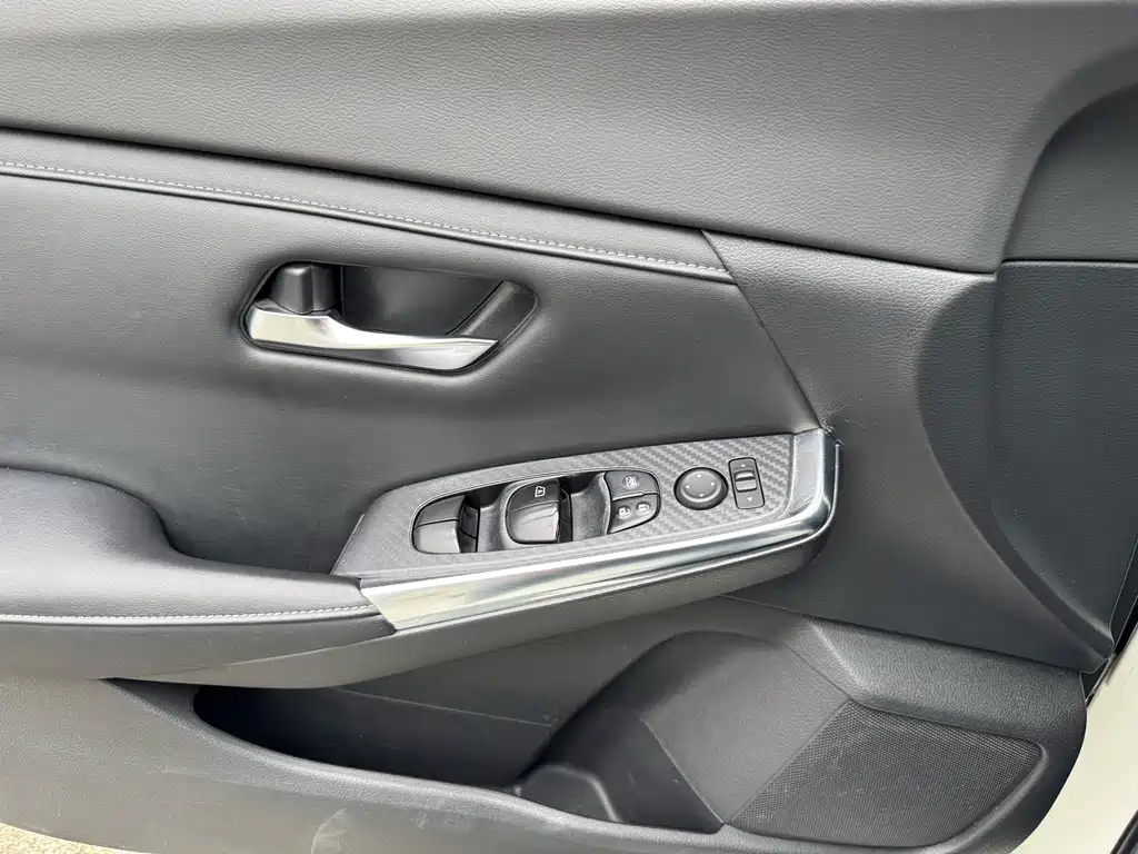 Nissan Sylphy — миниатюра 15