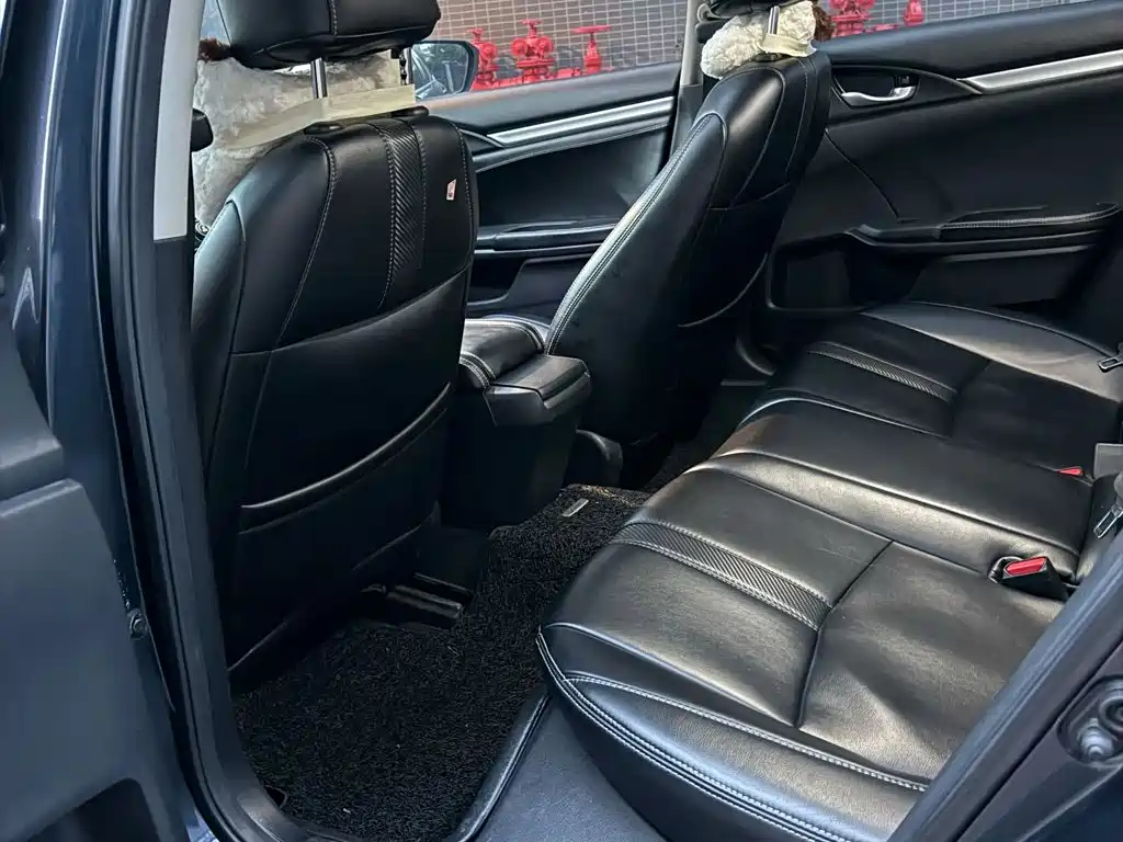 Honda Civic — миниатюра 9