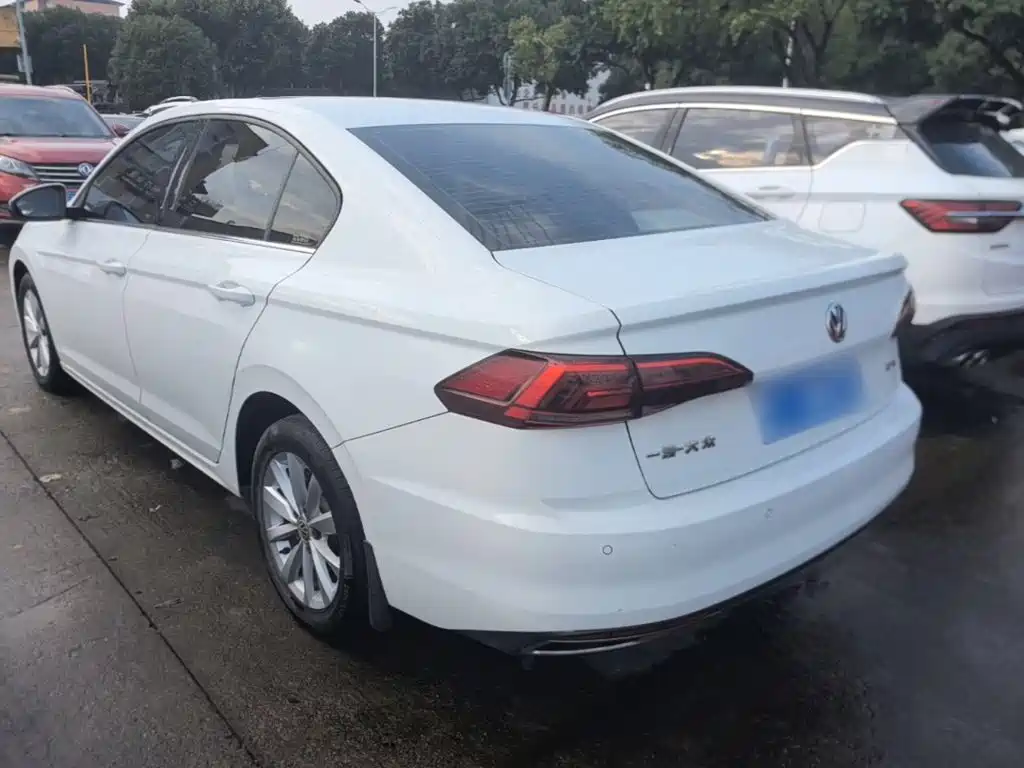 Volkswagen Bora — миниатюра 5