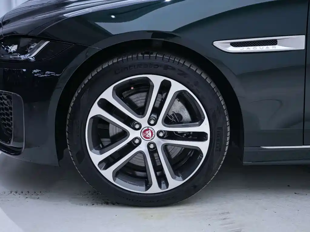 Jaguar XEL — миниатюра 11