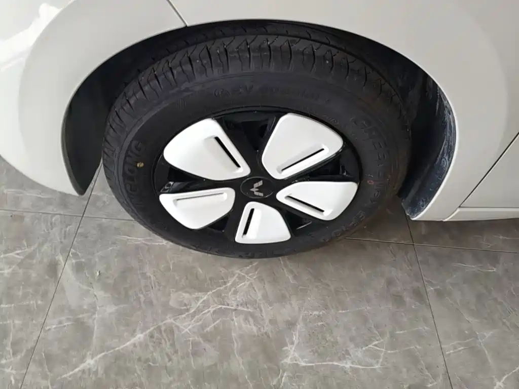 Wuling MINIEV — миниатюра 23