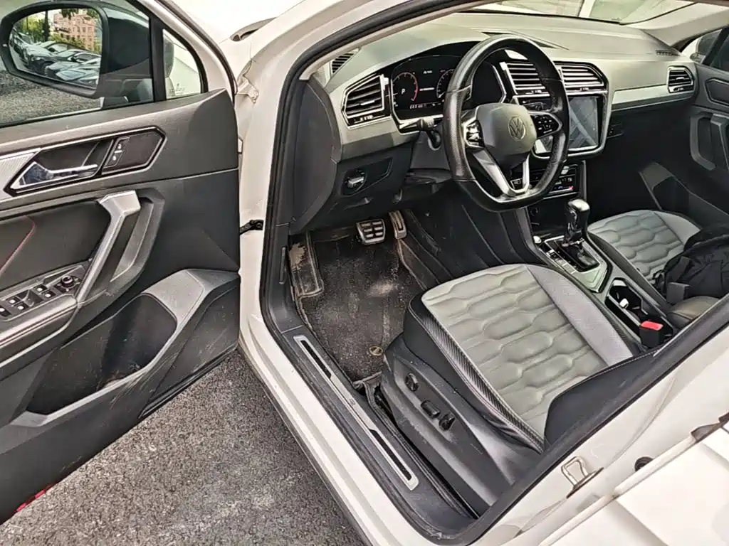Volkswagen Tiguan X — миниатюра 16
