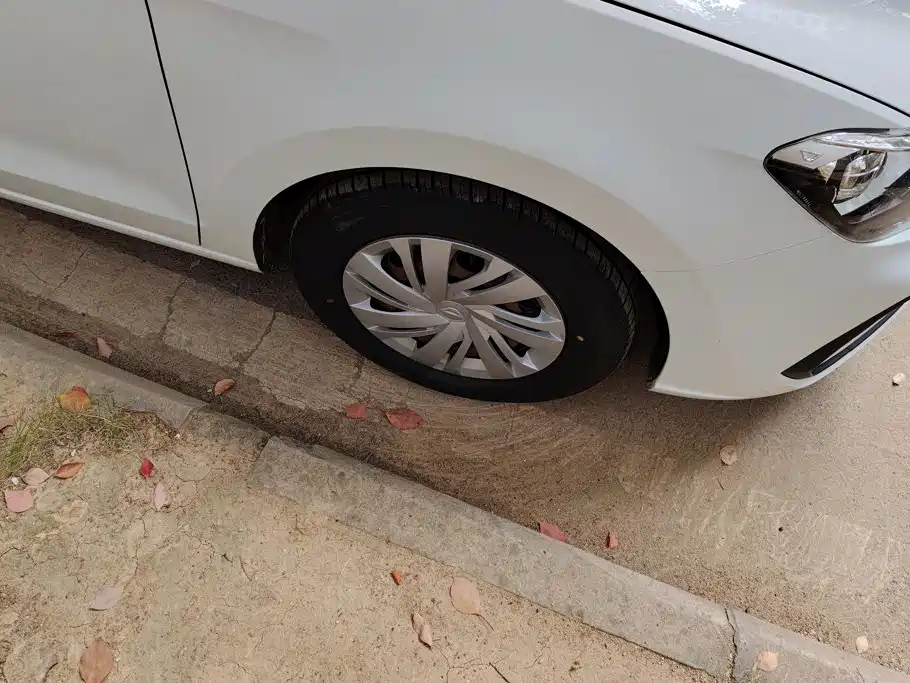 Jetta VA3 — миниатюра 6