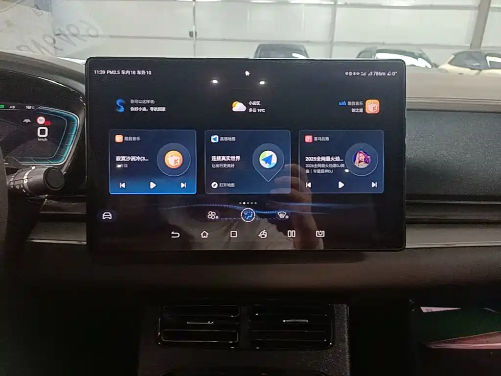 BYD Han — миниатюра 13