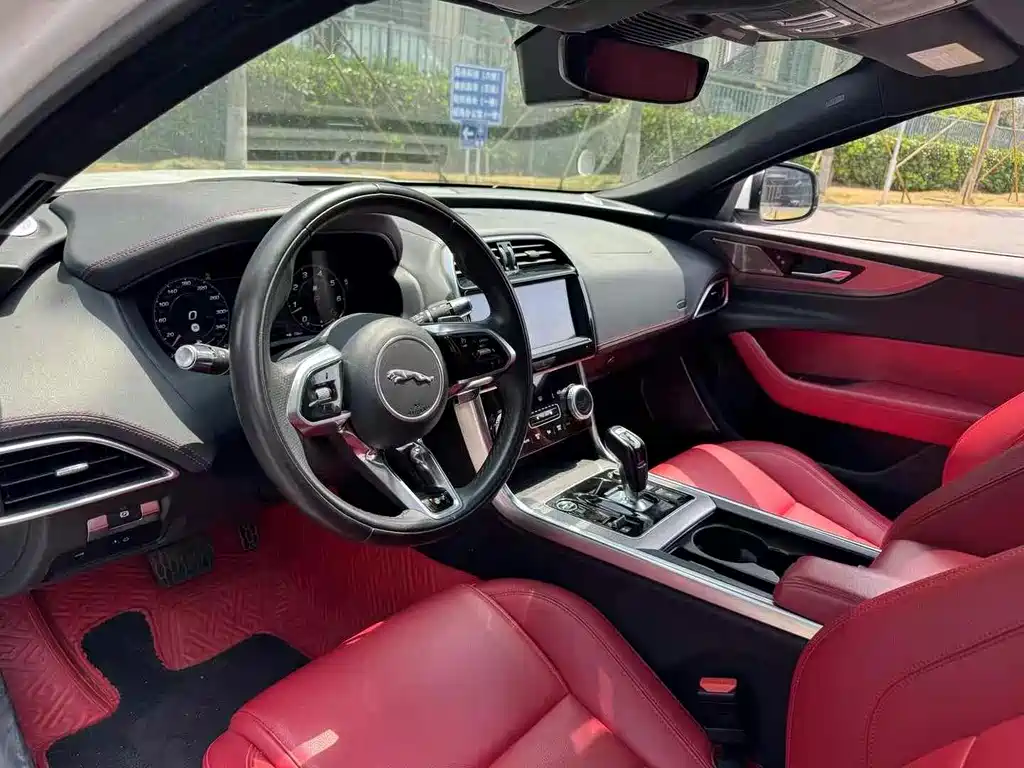 Jaguar XEL 2022 2.0T 250PS R-DYNAMIC S Sport
