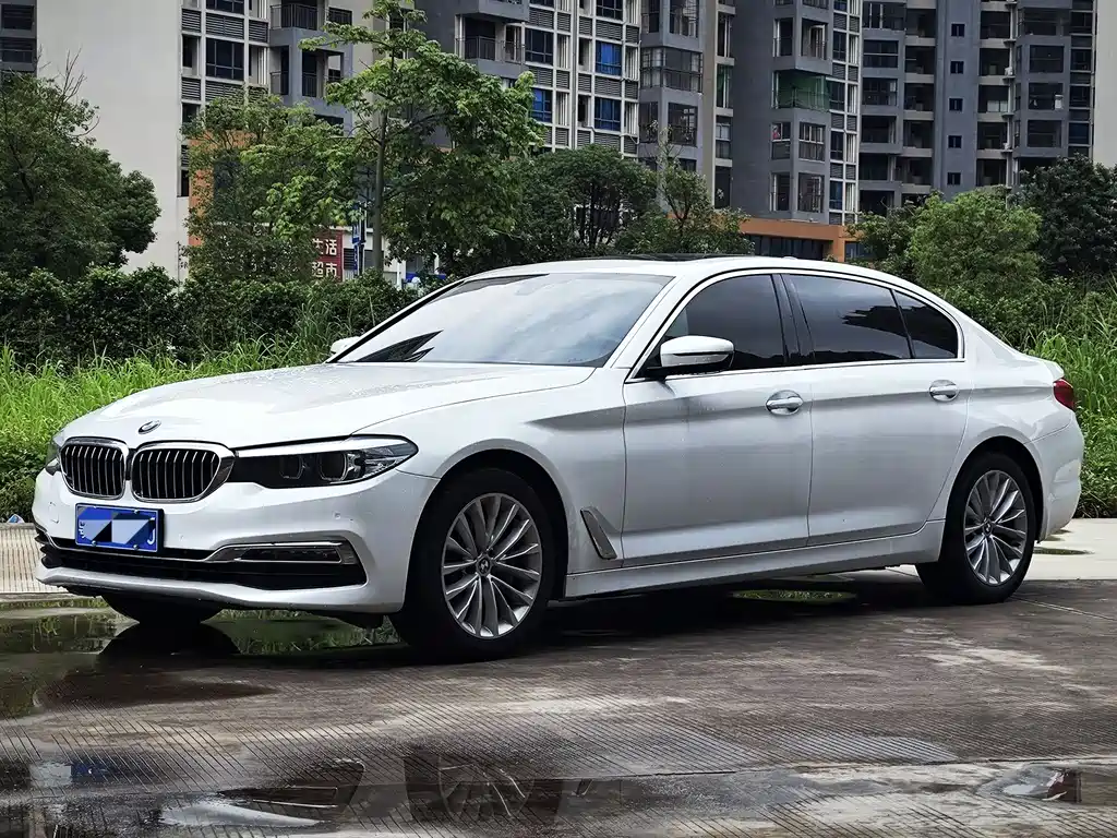 Купить BMW 5 Series