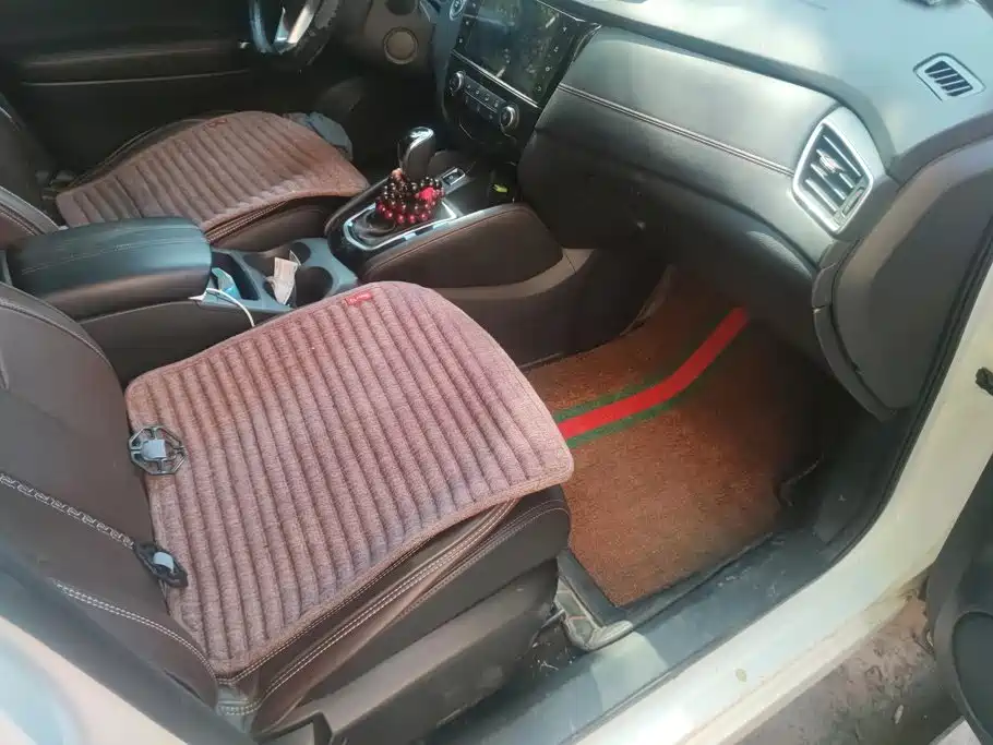 Nissan Qashqai — миниатюра 8