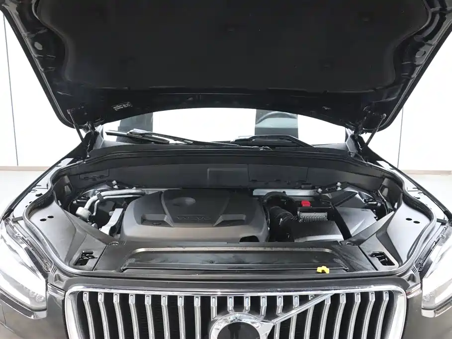 Volvo XC90 2020 T6 Luxury 7 мест