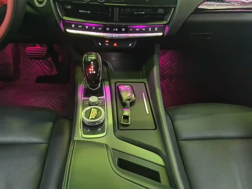 Cadillac CT5 — миниатюра 14