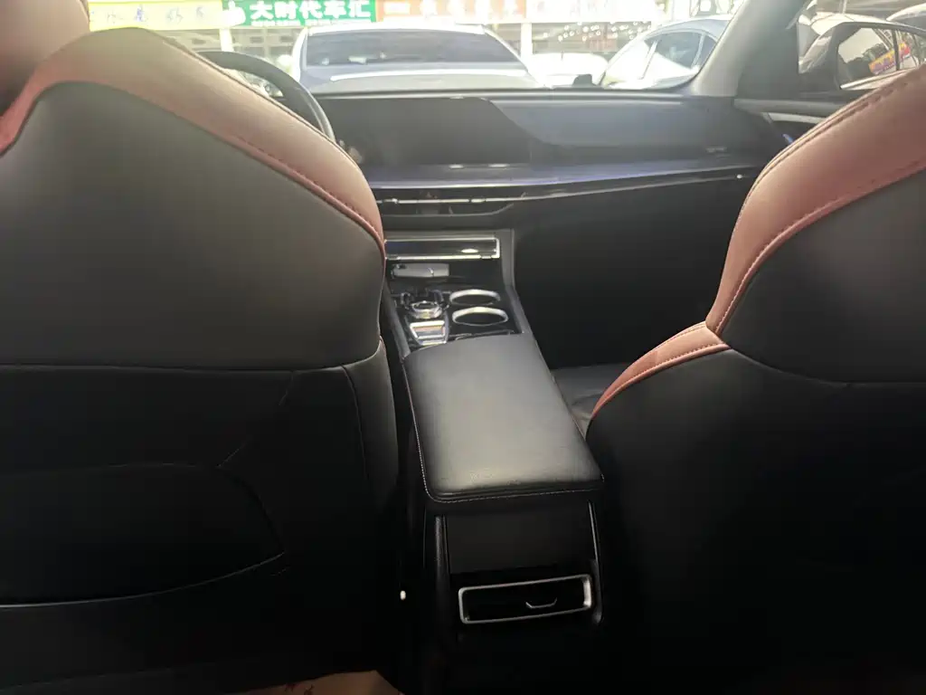 Changan Eado — миниатюра 6