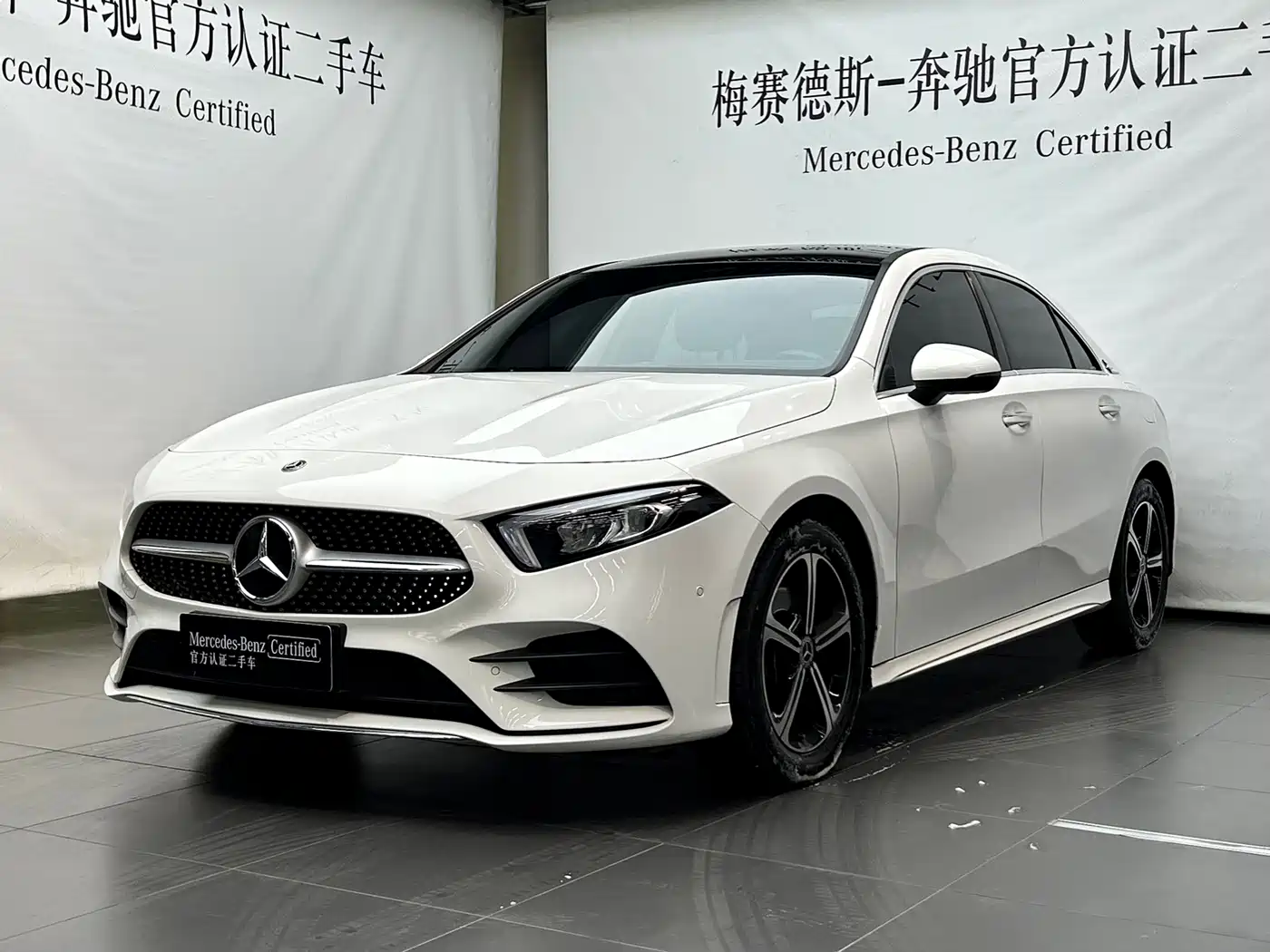 奔驰A级 2022款 改款二 A 200 L 运动轿车时尚型 2022