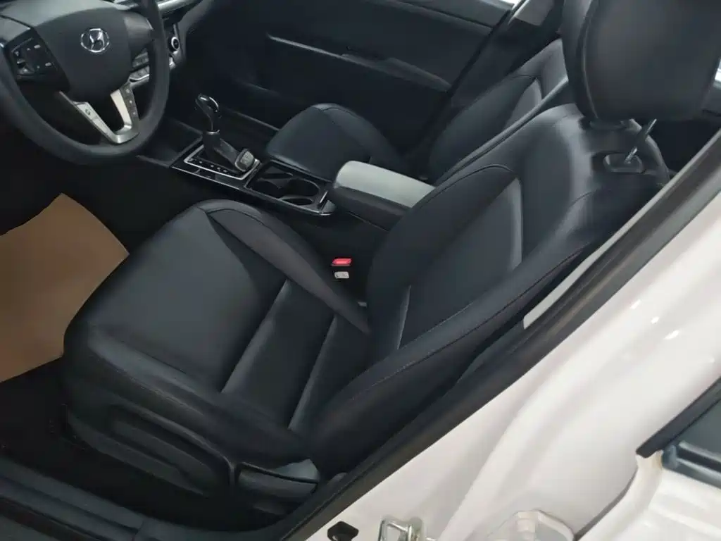 Hyundai Mistra — миниатюра 15