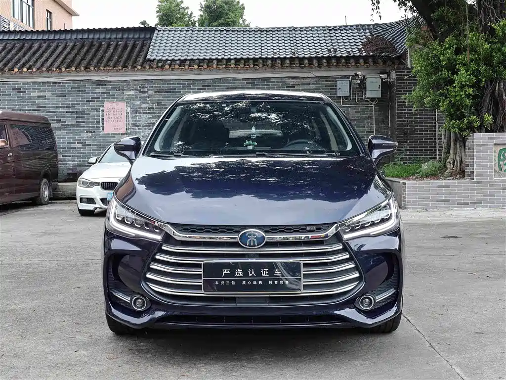 BYD Song MAX MAX 2019 DM 1.5T 6 мест VI