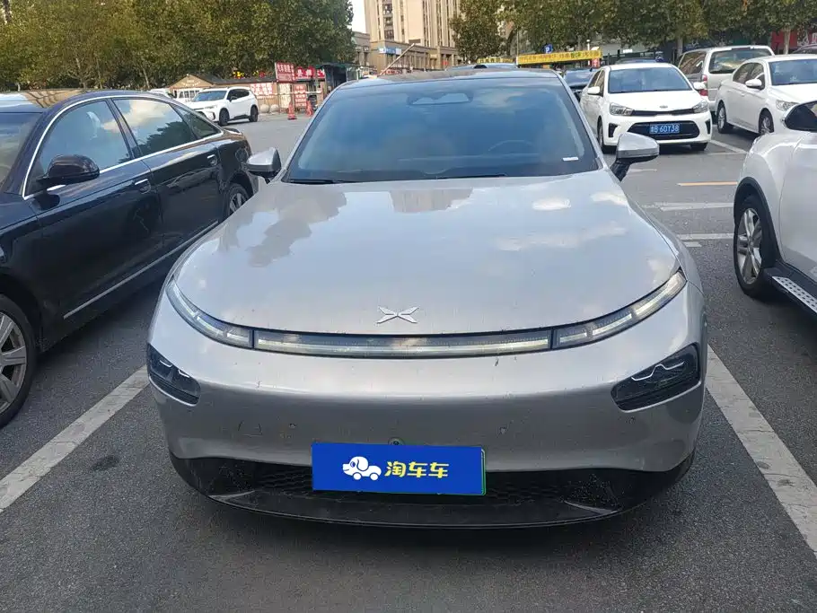 XPeng P7 — миниатюра 2