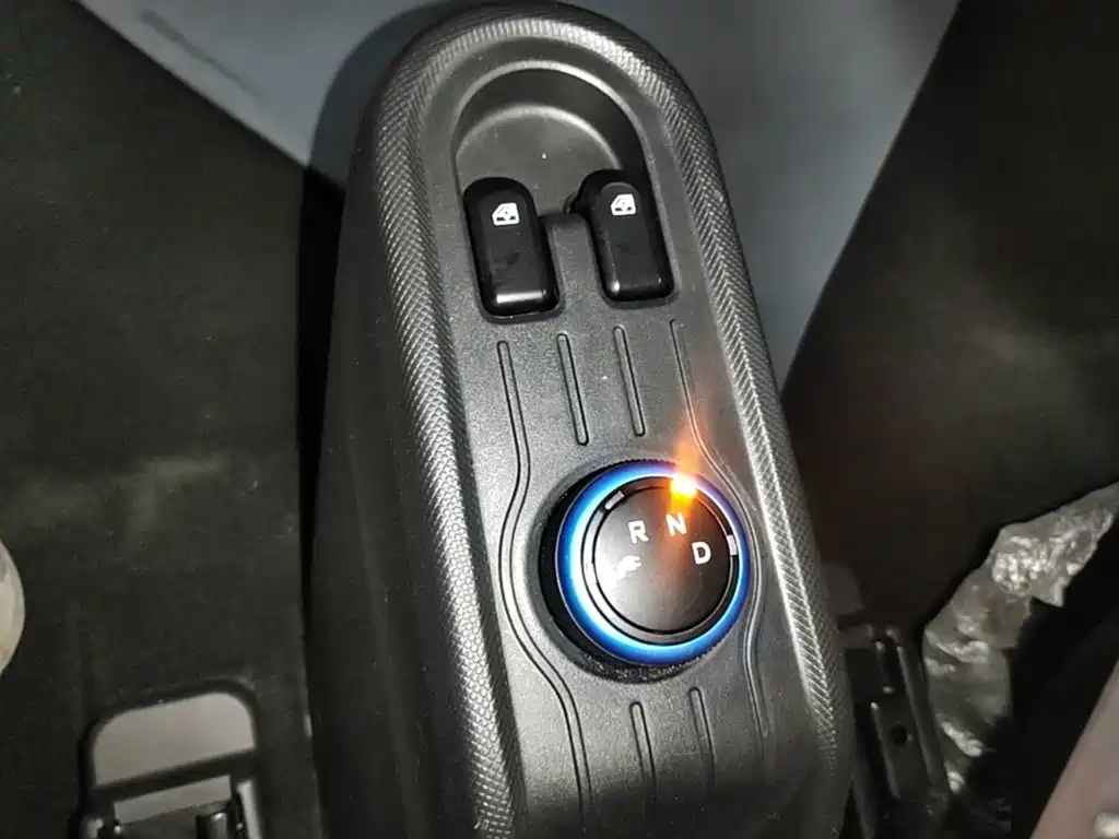 Wuling MINIEV — миниатюра 14