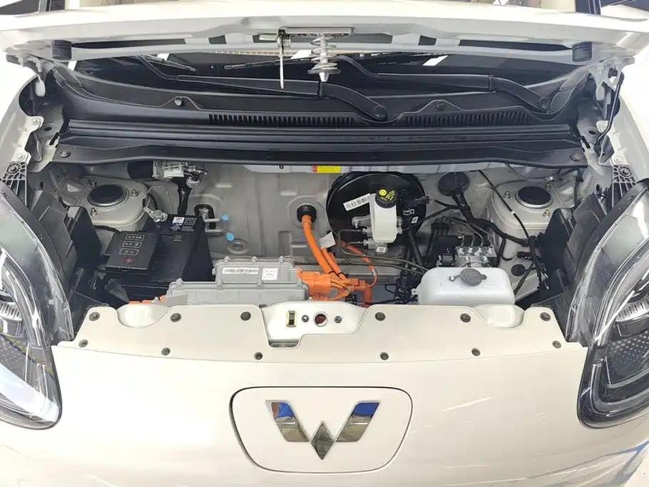Wuling MINIEV — миниатюра 10