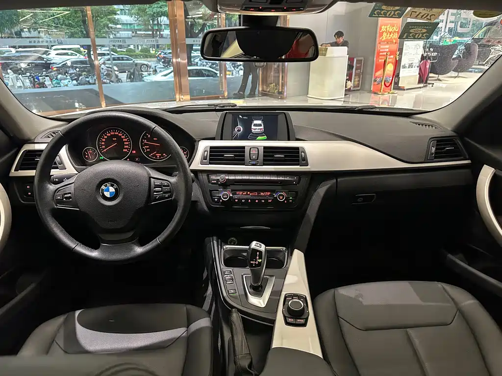 BMW 3 Series — миниатюра 23