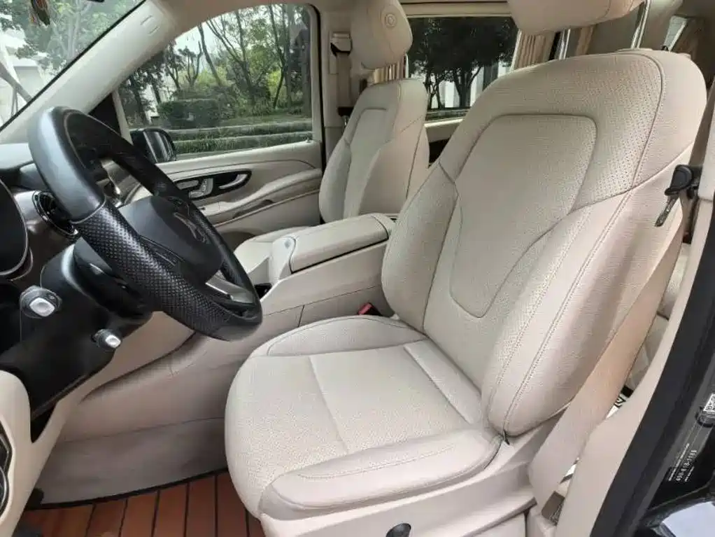 Mercedes-Benz V-Class — миниатюра 9