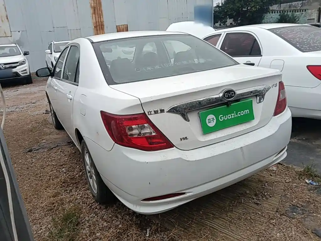 BYD F3 — миниатюра 5