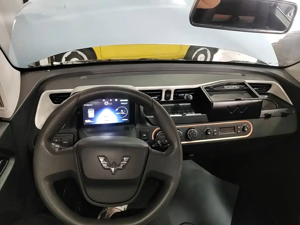 Wuling MINIEV — миниатюра 10