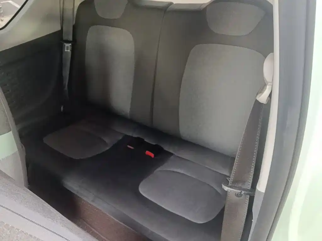 Wuling MINIEV — миниатюра 17