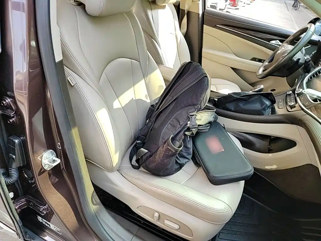 Buick LaCrosse — миниатюра 25