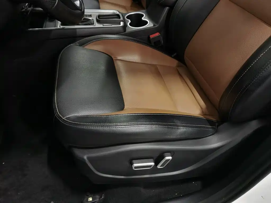 Geely Vision X6 — миниатюра 20
