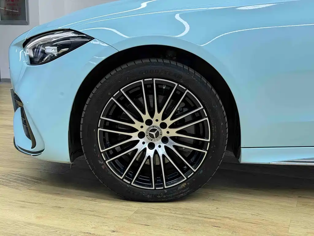 Mercedes-Benz C-Class — миниатюра 5