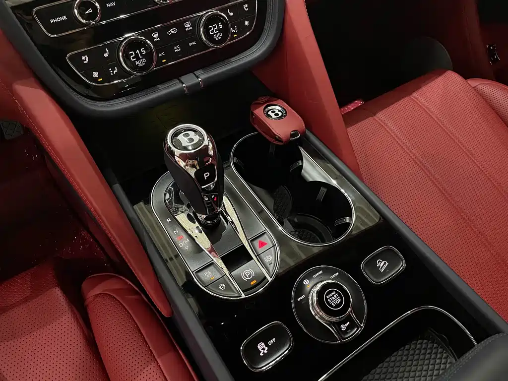 Bentley Bentayga — миниатюра 5