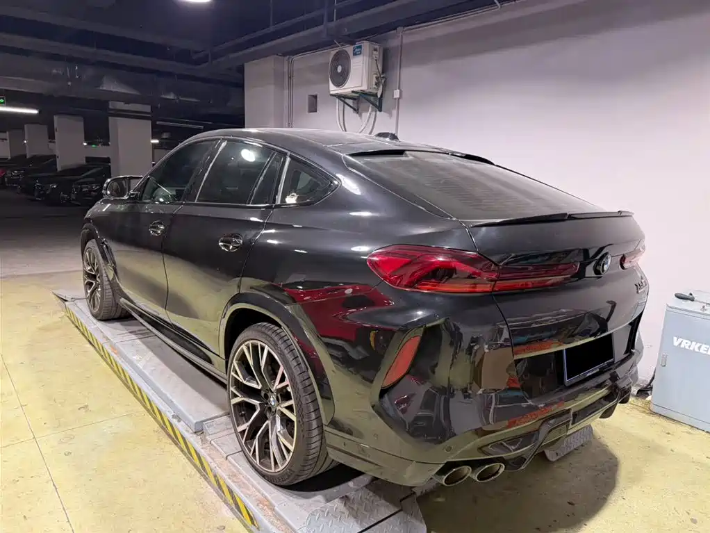 BMW X6 M