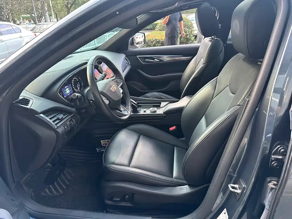 Cadillac CT5 — миниатюра 15